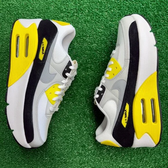 Nike Air Max 90 LV9 Womens Sportswear Shoes White FD4328-105 VNDS Sz 7.5
